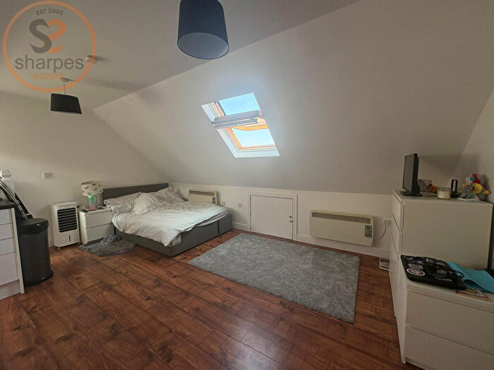 Studio To Rent In Croydon Road, Wallington, Greater London, SM6