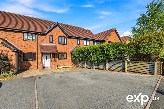 2 Bedroom Town House For Sale In Elterwater Drive, Gamston, Nottingham, NG2