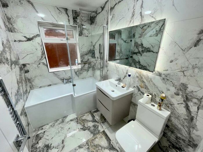 1 Bedroom Apartment To Rent In Castle Street, Luton, LU1