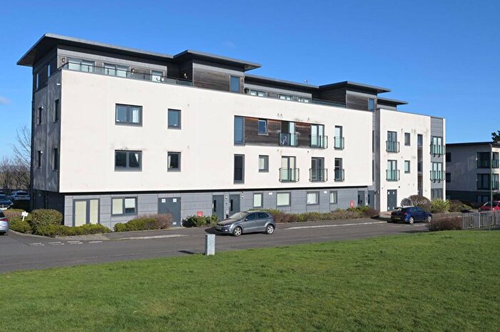 1 Bedroom Flat For Sale In / Burnbrae Drive, East Craigs, Edinburgh, EH12