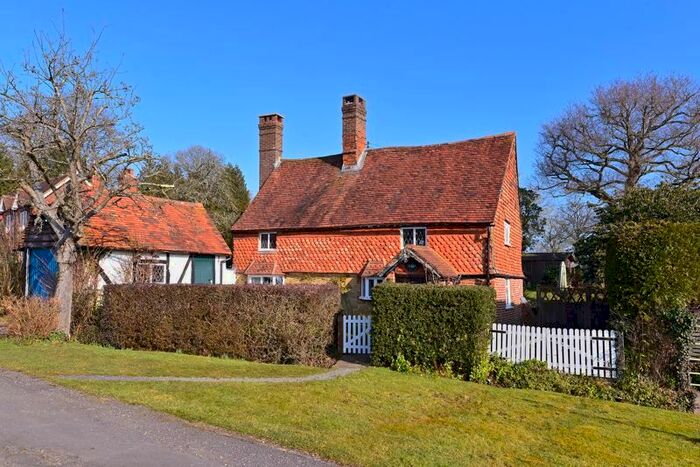 2 Bedroom Detached House For Sale In Plough Lane, Ewhurst, Cranleigh, GU6