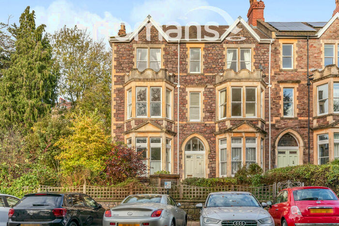 2 Bedroom Apartment To Rent In Clifton Hill, Clifton, BS8