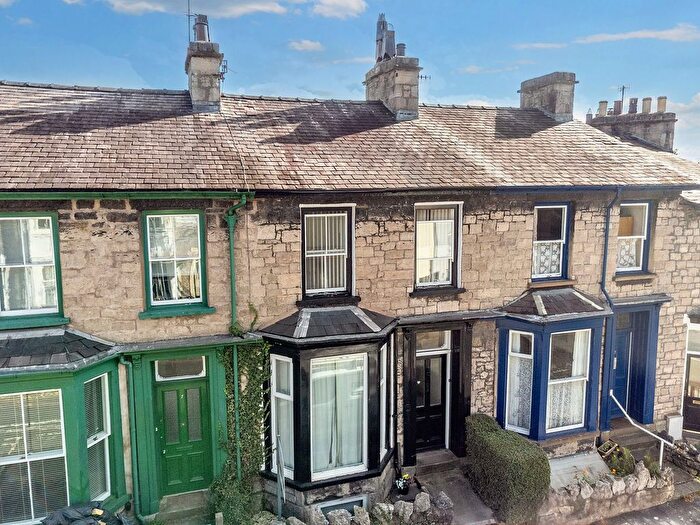 2 Bedroom Terraced House For Sale In Green Road, Kendal, LA9