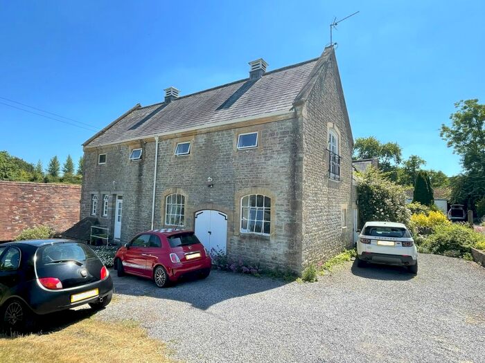 2 Bedroom Flat To Rent In Horsington, Templecombe, BA8