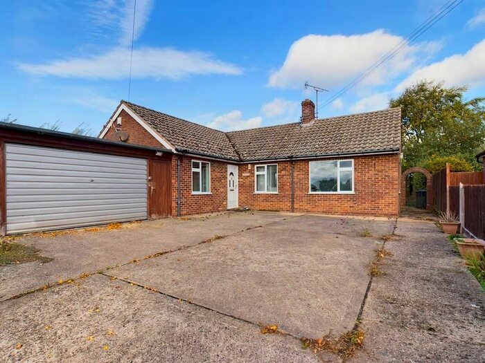 3 Bedroom Bungalow For Sale In Hopton Road, Thelnetham, Diss, IP22