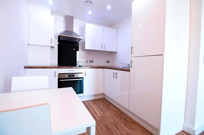 1 Bedroom Flat To Rent In The Tower, Plaza Boulevard, Liverpool, L8