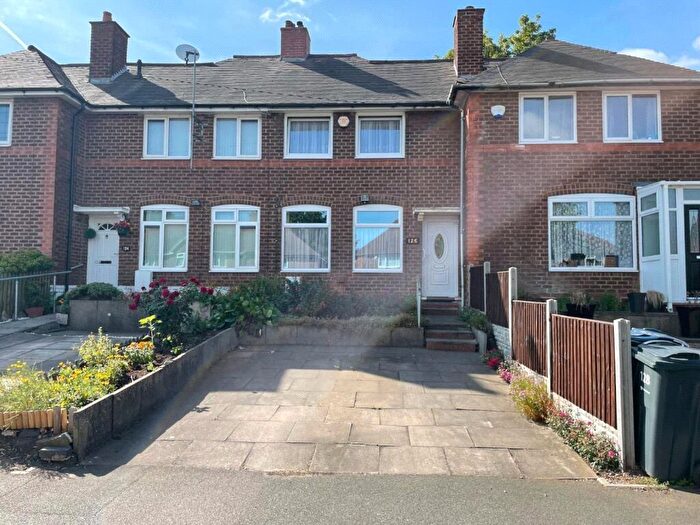 3 Bedroom Terraced House For Sale In Wyndhurst Road, Birmingham, West Midlands, B33