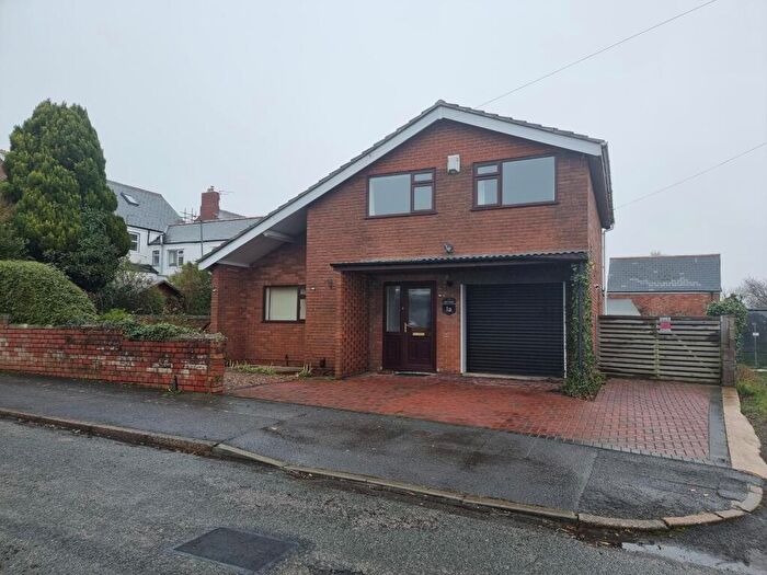 3 Bedroom Detached House For Sale In Neale Street, Barry, CF62