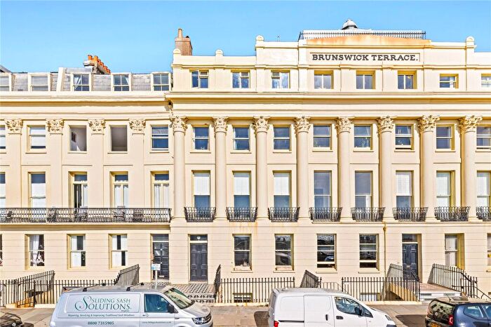 2 Bedroom Apartment For Sale In Brunswick Terrace, Hove, East Sussex, BN3