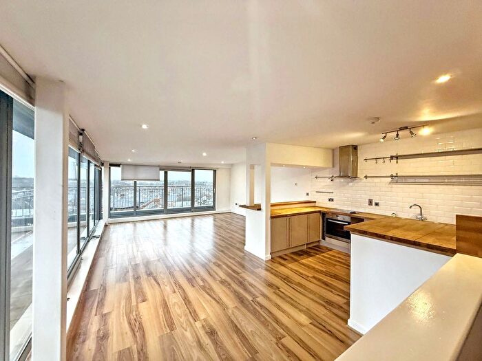 2 Bedroom Maisonette For Sale In Woodland Road, Darlington, DL3