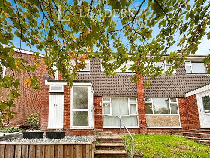 3 Bedroom Semi Detached House For Sale In Cypress Crescent, Waterlooville, Hampshire, PO8