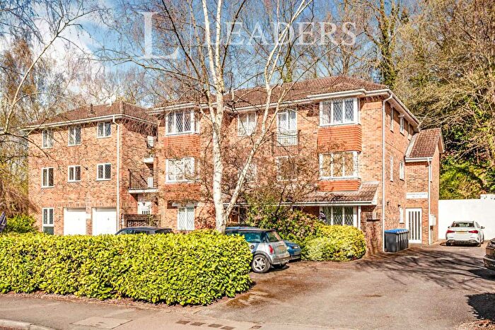 1 Bedroom Flat To Rent In Drummond Close, RH16