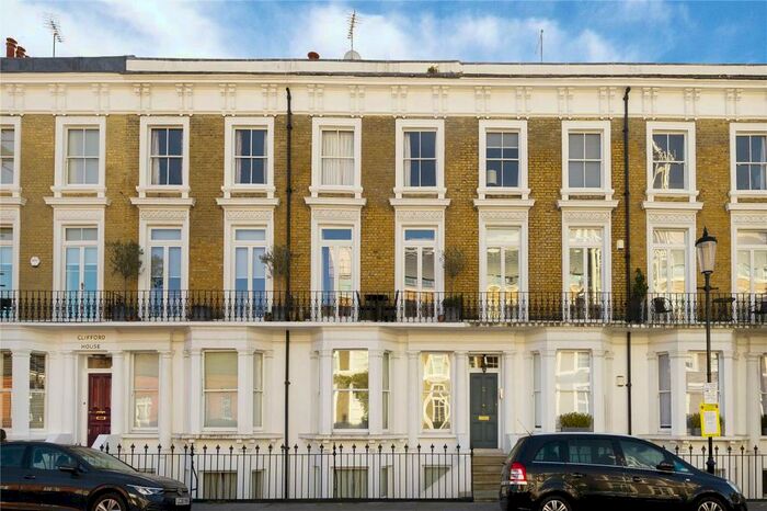 2 Bedroom Apartment To Rent In Gertrude Street, London, SW10