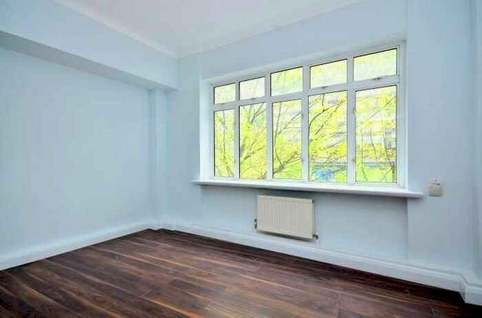 2 Bedroom Flat To Rent In Warren Court, Euston Road, Marylebone, London, NW1