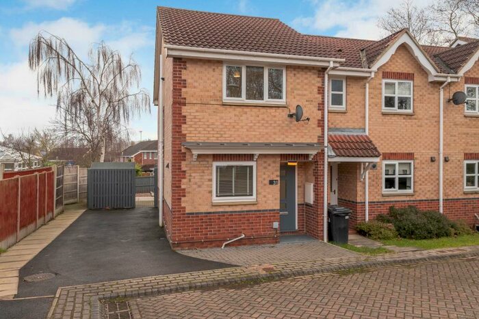 2 Bedroom End Of Terrace House To Rent In Oulton Drive, Oulton, Leeds, West Yorkshire, LS26