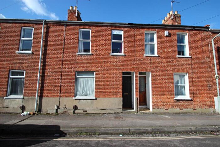 4 Bedroom House To Rent In Randolph Street, Cowley, OX4