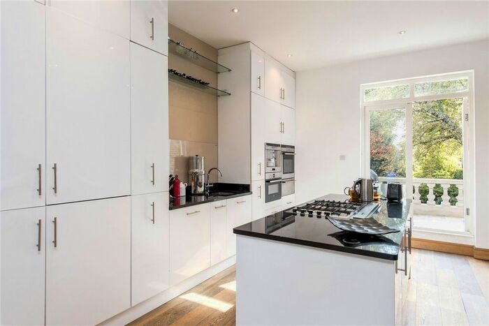 3 Bedroom Maisonette To Rent In Upper Addison Gardens, London, W14
