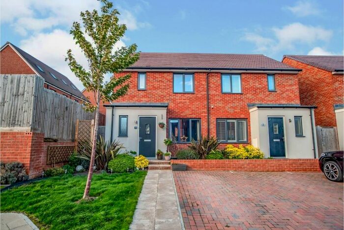 3 Bedroom Semi-Detached House To Rent In Forrest Shaw, Castle Hill, Ebbsfleet Valley, Swanscombe, DA10