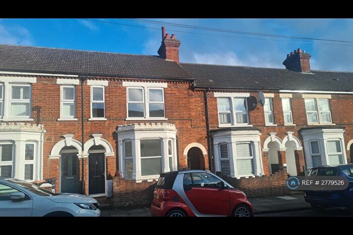3 Bedroom Terraced House To Rent In Salisbury Street, Bedford, MK41