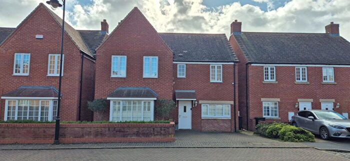 4 Bedroom Detached House For Sale In Oak Lane, Kings Cliffe, Peterborough, PE8