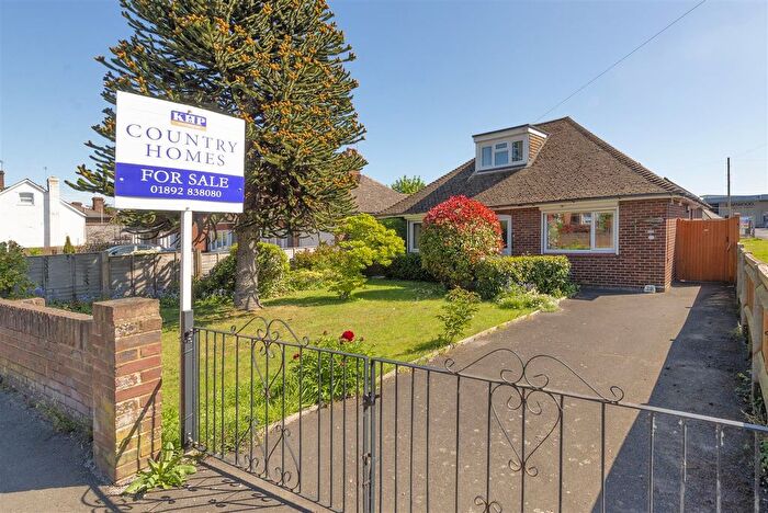 3 Bedroom Bungalow For Sale In Maidstone Road, Paddock Wood, Tonbridge, TN12