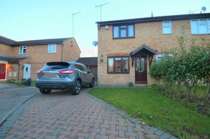 2 Bedroom Semi-Detached House To Rent In Steele Avenue, Greenhithe, DA9