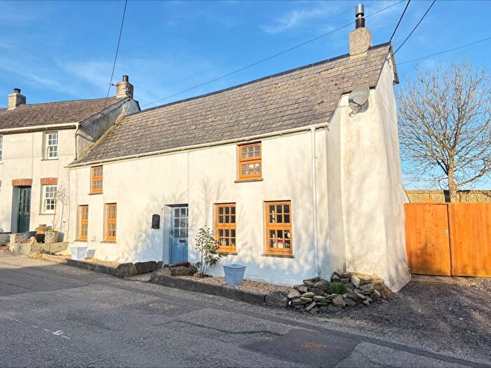 2 Bedroom Semi-Detached House For Sale In Mount Joy, Newquay, TR8
