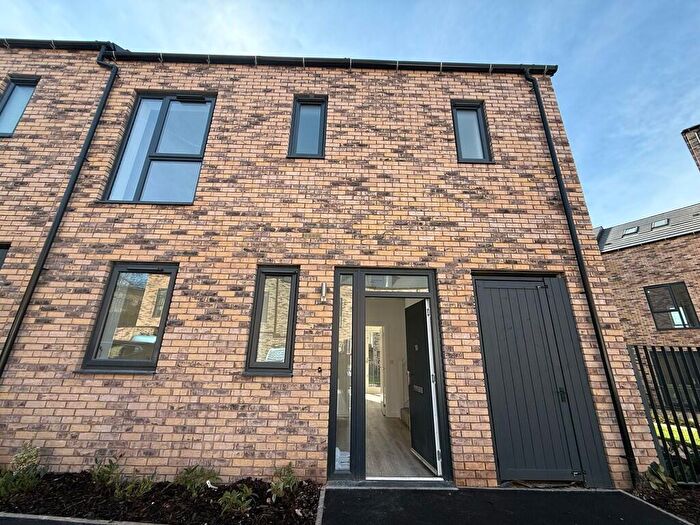 3 Bedroom Terraced House For Sale In Belgrave Village, B12