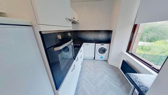 1 Bedroom Flat To Rent In Dalcross Street, Partick, Glasgow, G11