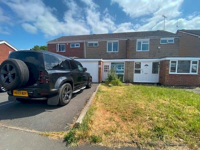 3 Bedroom Terraced House To Rent In Puxton Drive, Kidderminster, DY11