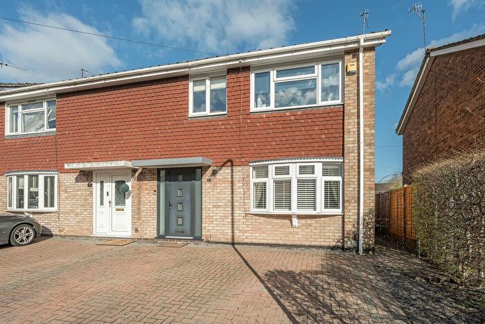 3 Bedroom End Of Terrace House To Rent In Tennyson Way, Kidderminster, DY10