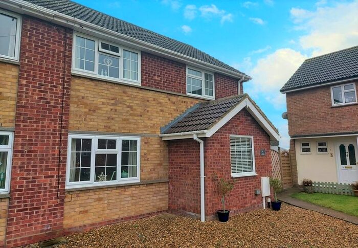 3 Bedroom Semi-Detached House For Sale In Aveland Close, Aslackby, Sleaford NG34