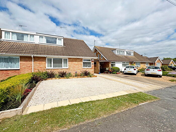3 Bedroom Semi-Detached Bungalow For Sale In Victoria Road, Cogenhoe, NN7