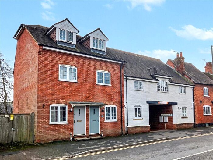 3 Bedroom Terraced House For Sale In West Street, Farnham, Surrey, GU9