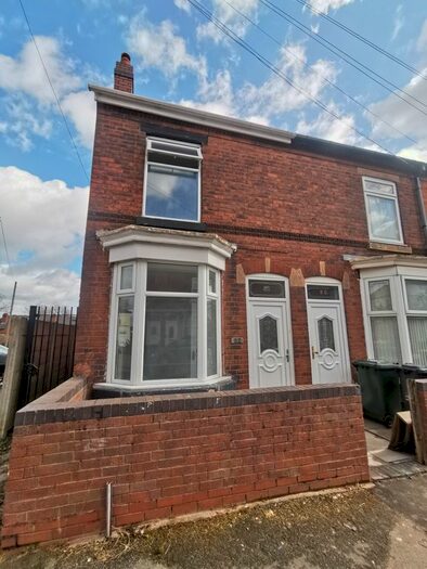 3 Bedroom End Of Terrace House To Rent In Gladstone Street, Walsall, WS2
