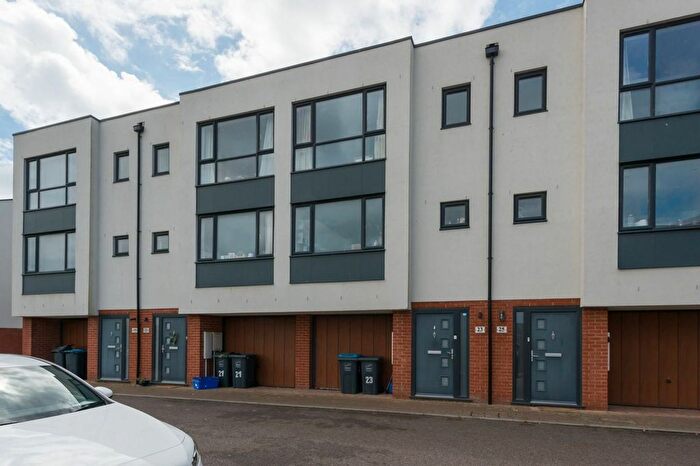 3 Bedroom Terraced House To Rent In Millers Hill, Ramsgate, CT11