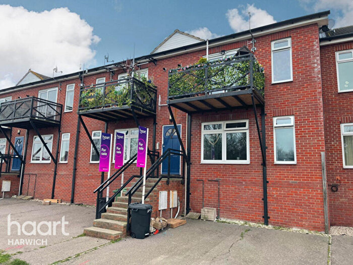 1 Bedroom Apartment For Sale In Stour Road, Harwich, CO12