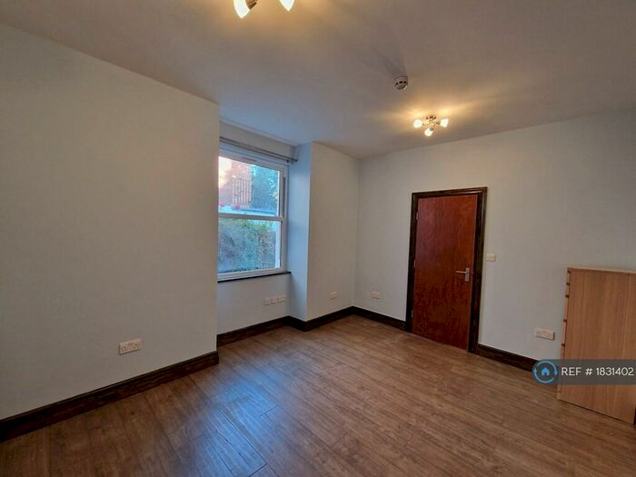 1 Bedroom Flat To Rent In London, London, N6