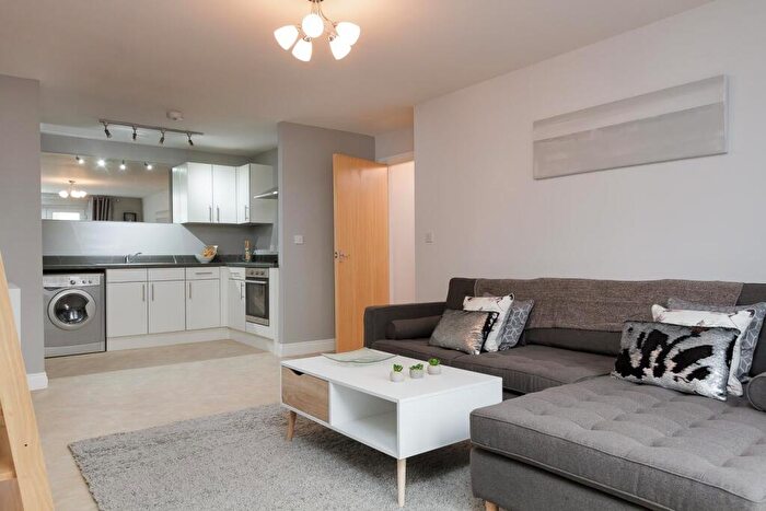 2 Bedroom Apartment To Rent In Kenyon Court, Kenyon Lane, Manchester, M40
