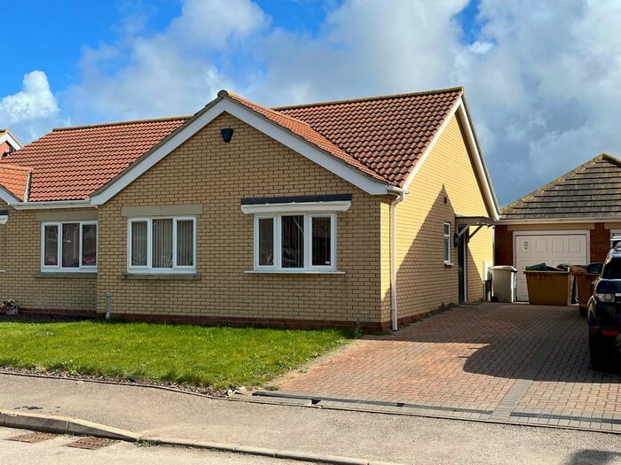 2 Bedroom Bungalow To Rent In Blyton Road, Skegness, PE25