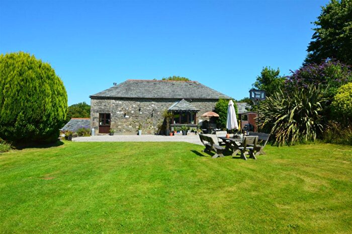 4 Bedroom Barn Conversion For Sale In Coads Green - Launceston, Cornwall, PL15