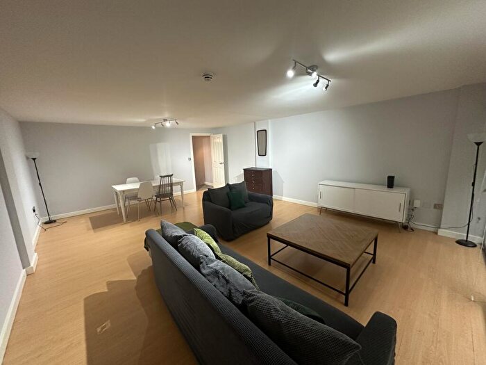 2 Bedroom Apartment To Rent In Concord Street Leeds, LS2