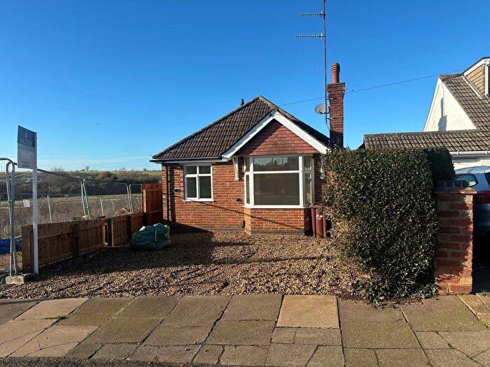 3 Bedroom Bungalow To Rent In North Western Avenue, Northampton, NN2