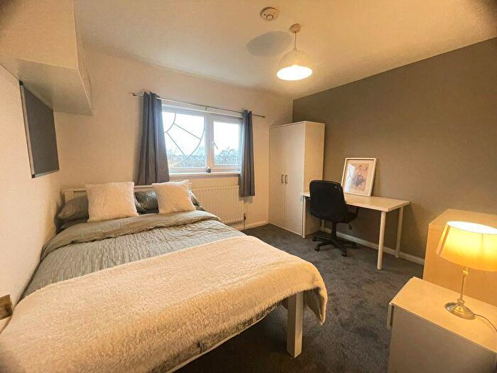 5 Bedroom Terraced House To Rent In Radford Boulevard, Nottingham, NG7