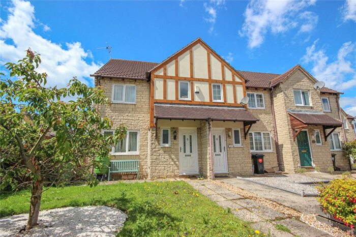4 Bedroom Terraced House To Rent In Dewfalls Drive, Bradley Stoke, Bristol, BS32