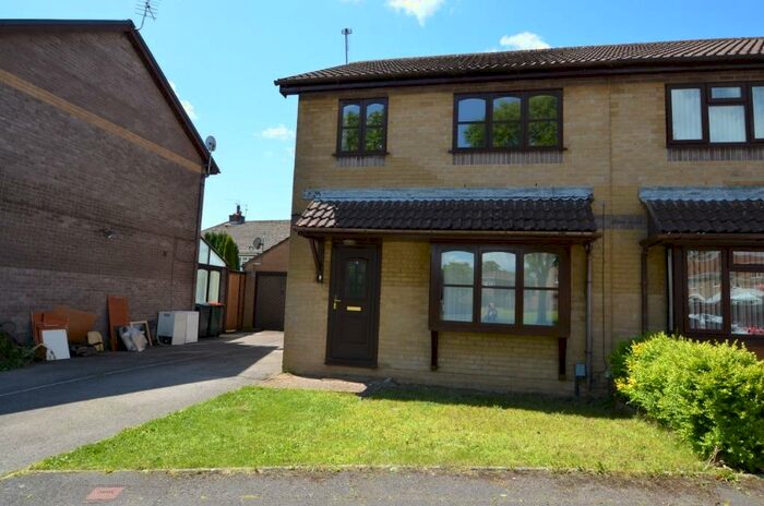 3 Bedroom Semi-Detached House To Rent In Kirton Close, Cardiff, CF5