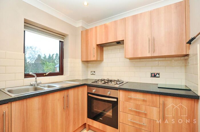 2 Bedroom Flat To Rent In Westbrook Court, Hitchin, Hertfordshire, SG4