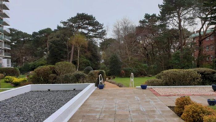 1 Bedroom Flat To Rent In Admirals Walk, Bournemouth - One Bedroom Apartment - Top Floor. Available Now !, BH2