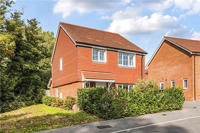 3 Bedroom Detached House For Sale In Treviglio Close, Romsey, Hampshire, SO51