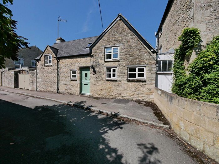 2 Bedroom Detached House To Rent In The Crofts, Fairford, GL7